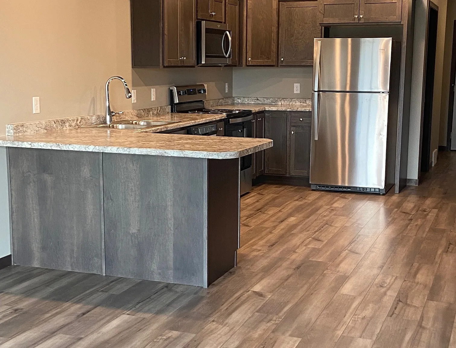 New Townhome — Photo 4