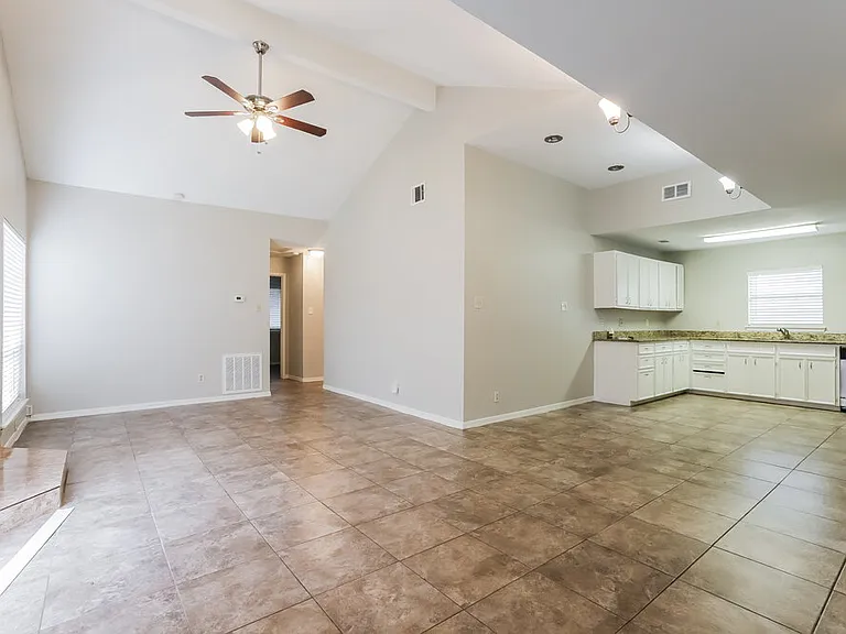 6395 Crossway Dr — Photo 5