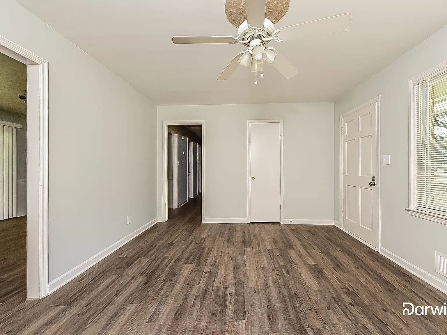 3 bed, 2.0 bath, 1272 sqft, $1,965 — Photo 4