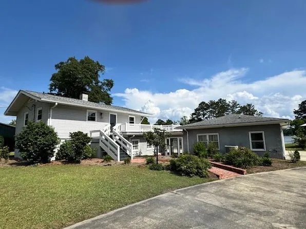 1129 Levi St, Manning, SC 29102