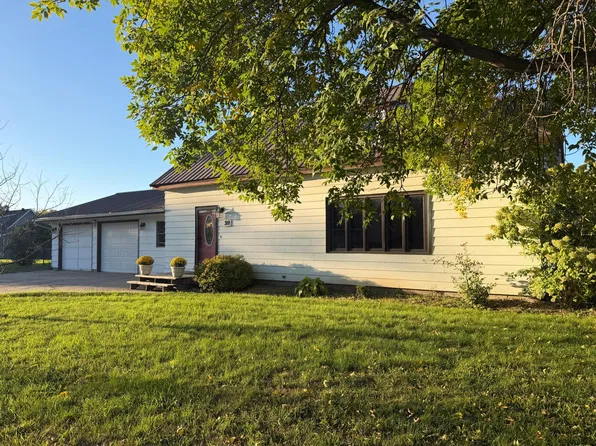 301 12th Ave E, Lisbon, ND 58054
