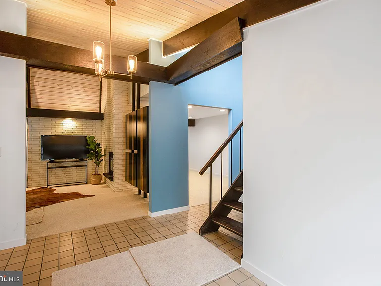 3406 Woodvalley Dr — Photo 18