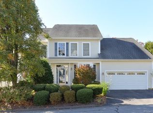 2 Declaration Rd #2, Southbury, CT 06488
