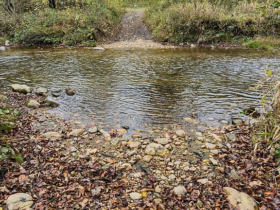 2nd image of Hoot Hollow Rd