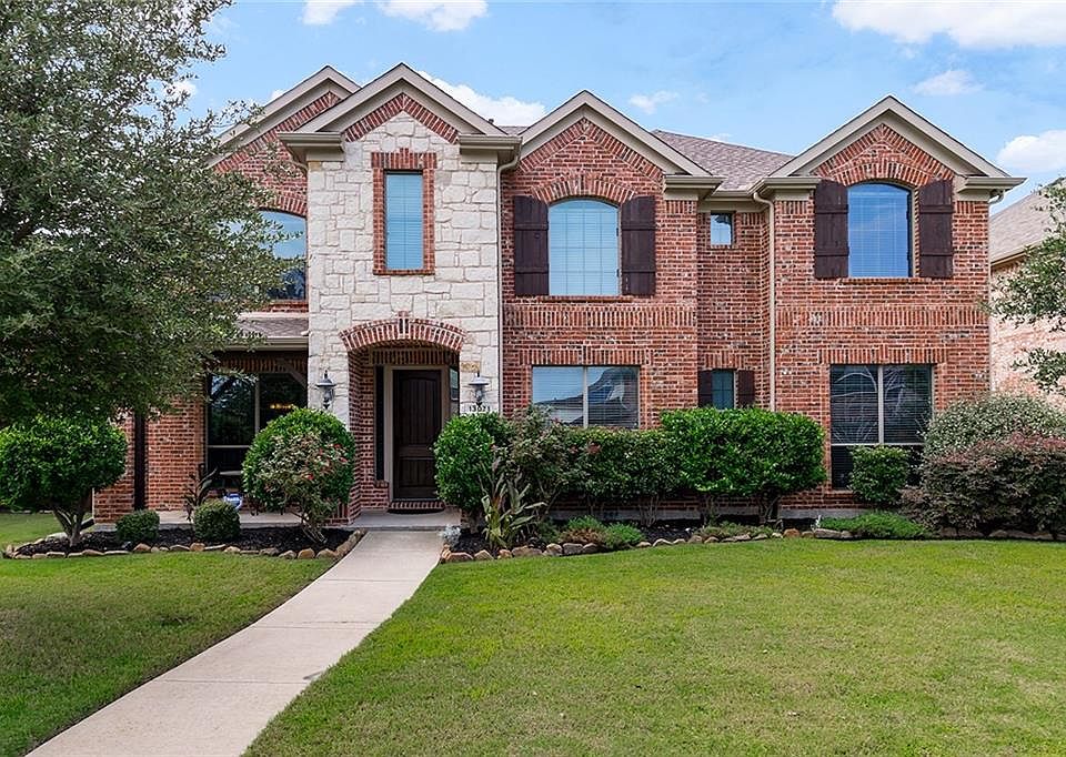 1st image of 13071 Cordellera Ln
