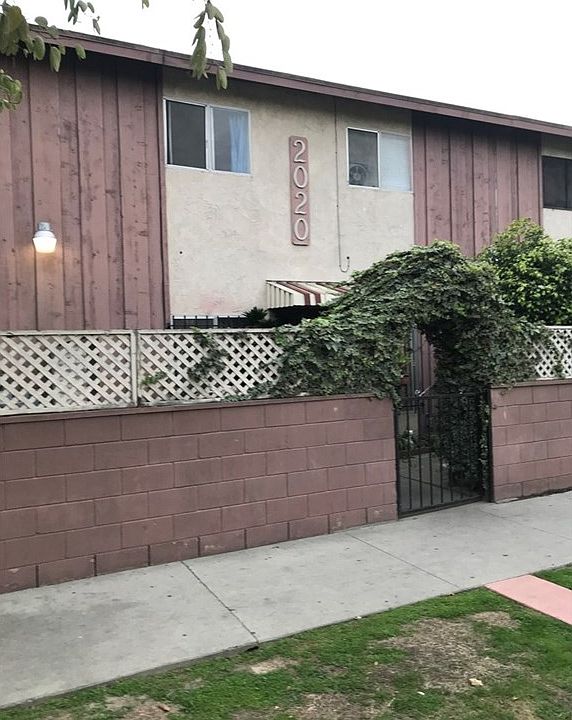 1st image of 2020 9 W 23rd St #9