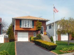 3463 1st Pl, Seaford, NY 11783
