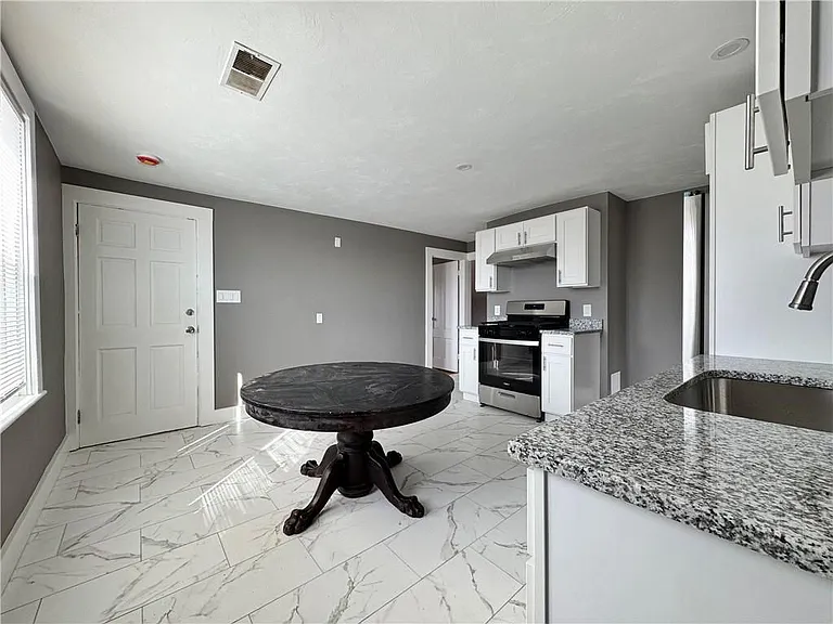 910 Atwells Ave #3 — Photo 3