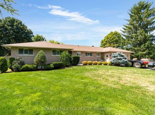 20 Douglas Dr, New Tecumseth, ON L9R1J9
