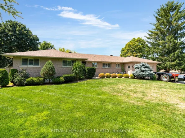 20 Douglas Dr, New Tecumseth, ON L9R 1J9