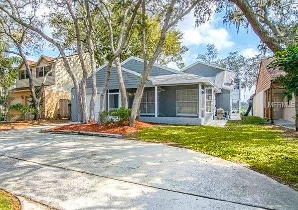 1st image of 3819 Lake Shore Dr