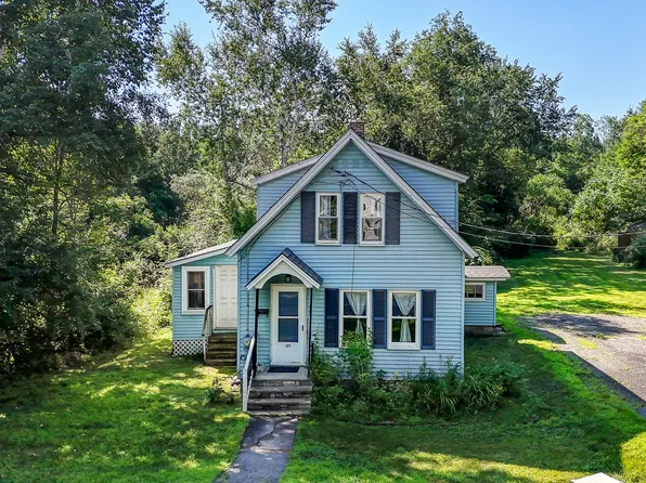 171 Middle Street, Farmington, ME 04938