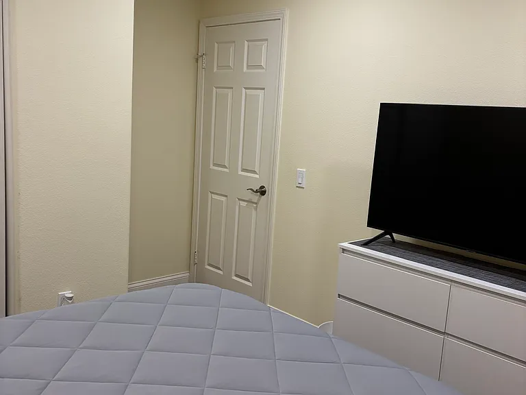 2918 Dunkirk Dr — Photo 2