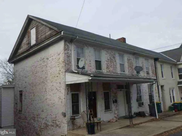 130 S Church St, Waynesboro, PA 17268