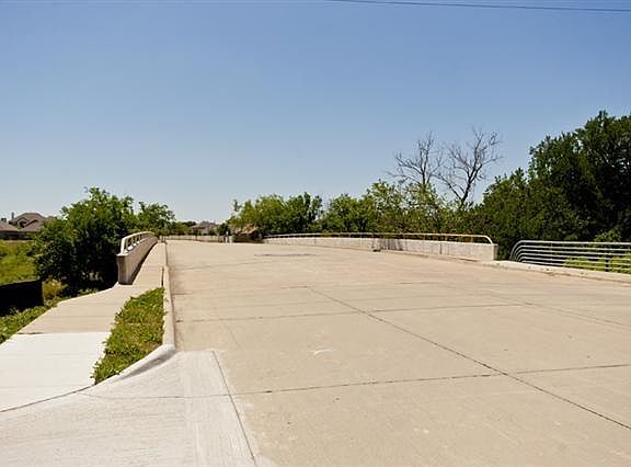 3rd image of 5400 Saba Dr
