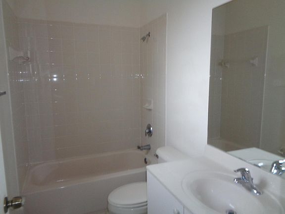 2nd image of 938 NE 42nd Ter #938