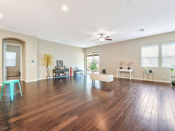 4th image of 71 Newton Ridge Way