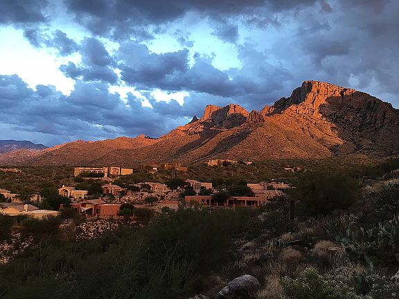 2nd image of 10046 N Bighorn Butte Dr