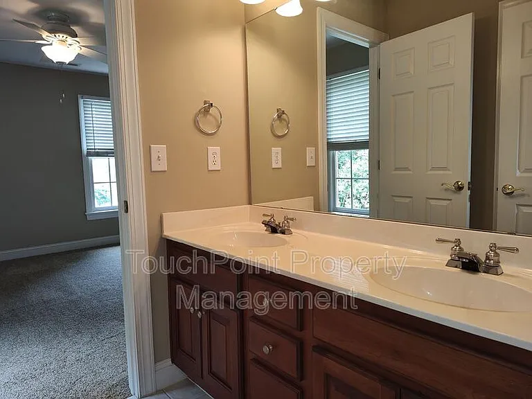 204 Limerick Dr — Photo 22