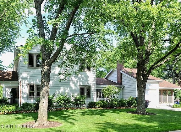 3rd image of 1443 Dartmouth Ln