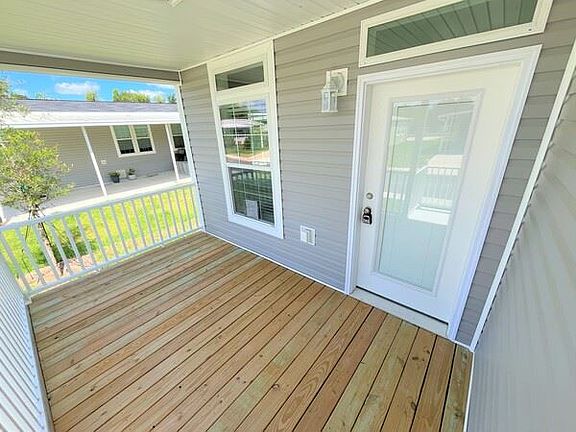 4th image of 615 Mayapple Ln #615E