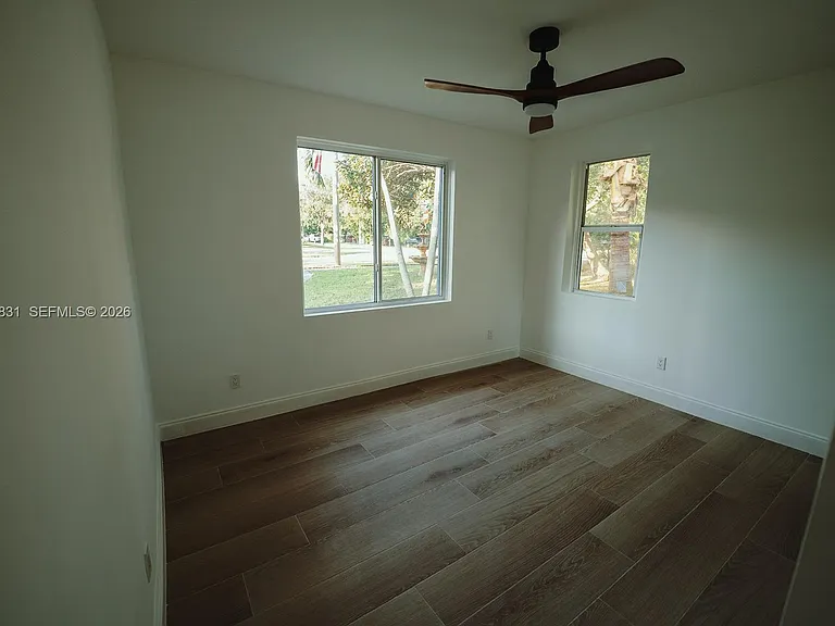 801 NE 144th St — Photo 11