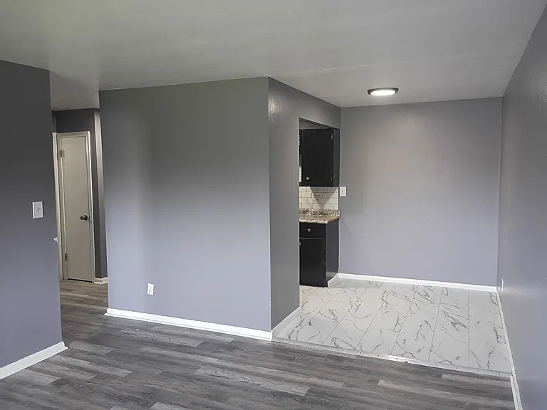 Sation Hills Apartments in Kenosha, WI — Photo 3