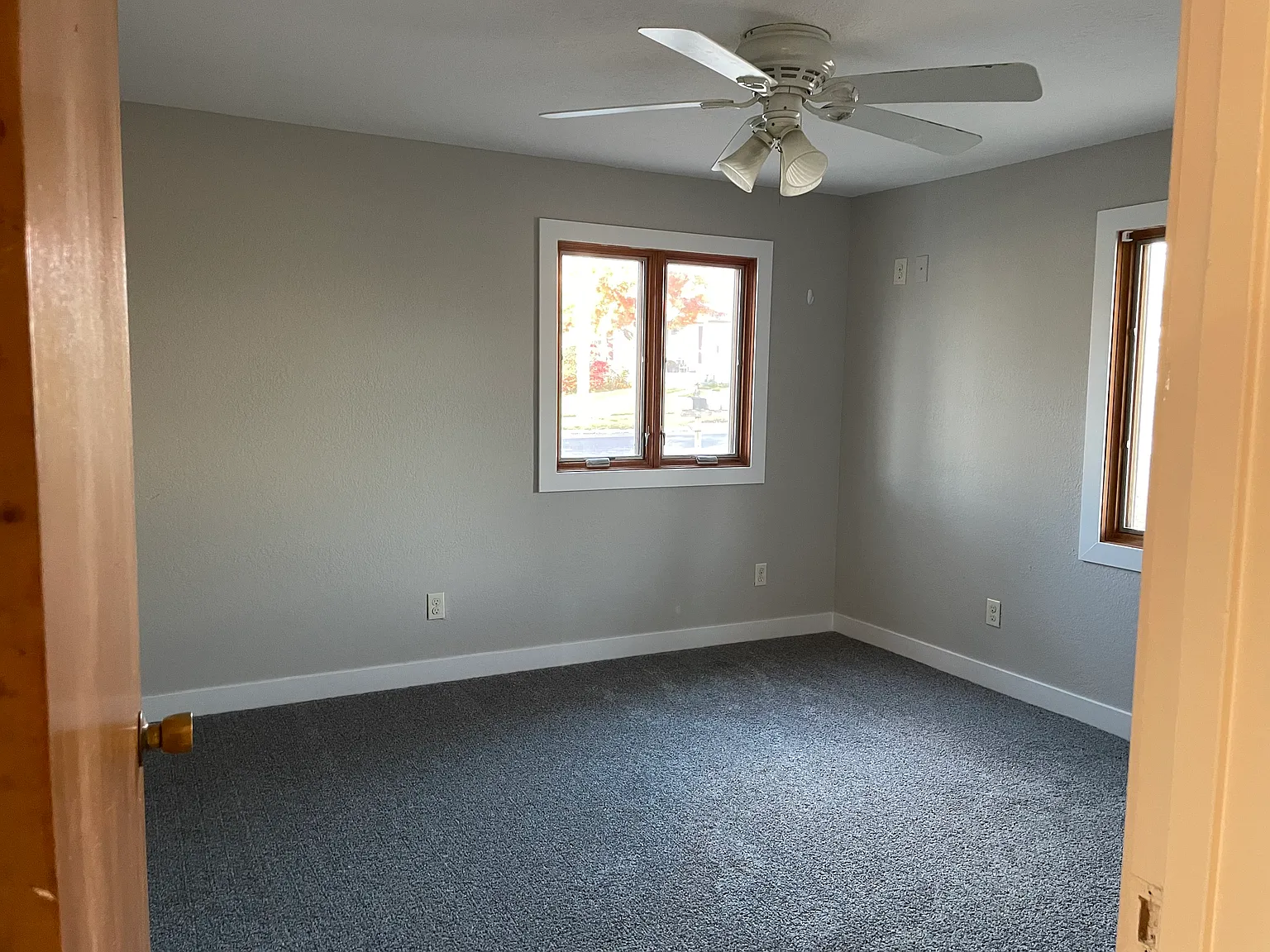2 bed, 884 sqft, $1,200 — Photo 4