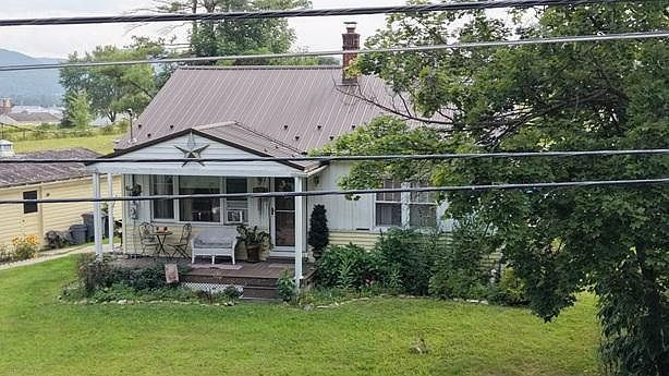 1st image of 99 Water St