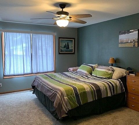 3rd image of 299 Prairie Knoll Dr