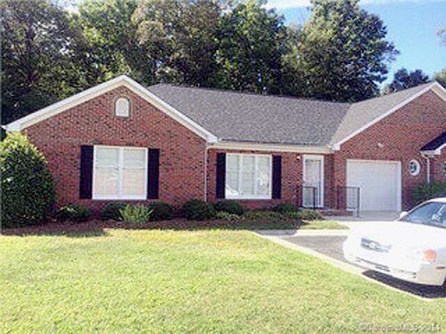 1st image of 556 Royalty Ct