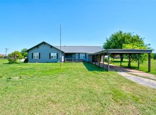 609 Main St, Headrick, OK 73549