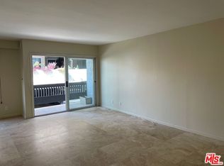 8635 Falmouth Ave APT 113, Playa Del Rey, CA 90293