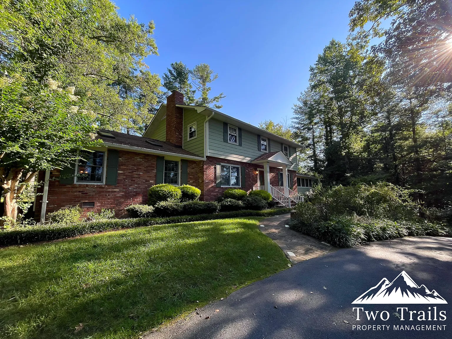 5 bed, 4105 sqft, $3,600 — Photo 1