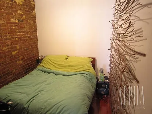 Rented by Alpha Properties NYC I LLC | media 12