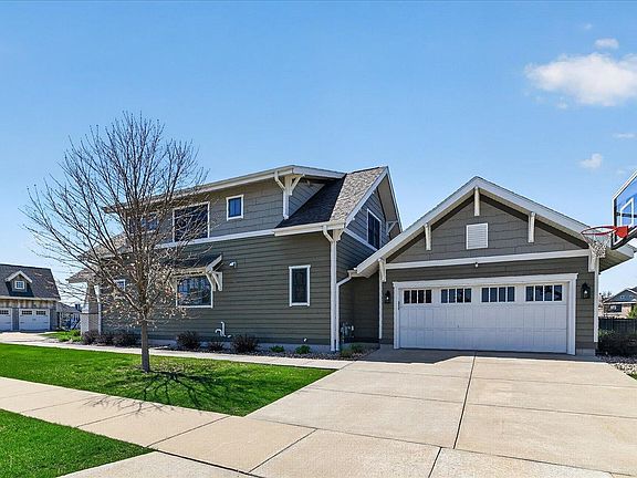 4th image of 4912 Saint Annes Dr