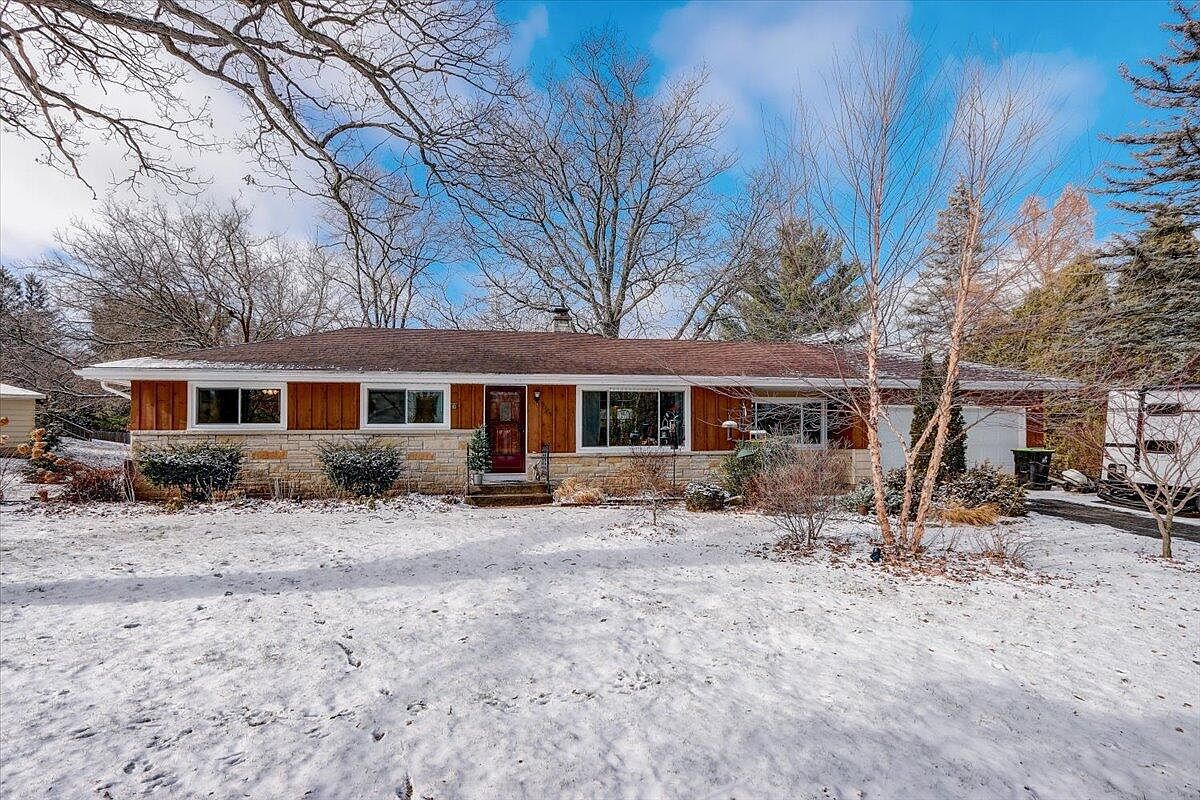 5125 South 104th STREET, Hales Corners, WI 53130 Zillow