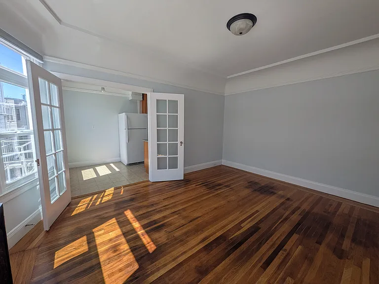 975 Jackson St #11 — Photo 3