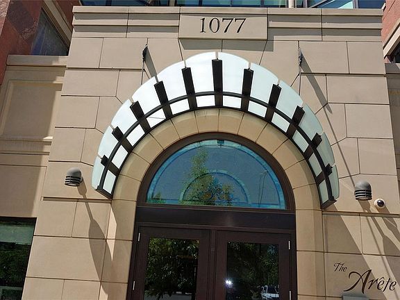 4th image of 1077 Canyon Blvd Unit 211