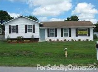 143 Glenda Dr, Beaufort, NC 28516