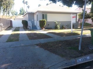 1700 E Queensdale St, Compton, CA 90221