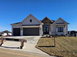 11211 S Gleason Rd, Olathe, KS 66061