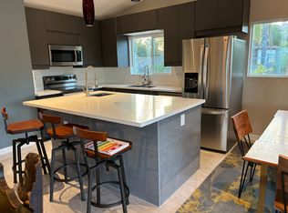 6088 De La Rosa Ln #1, Oceanside, CA 92057