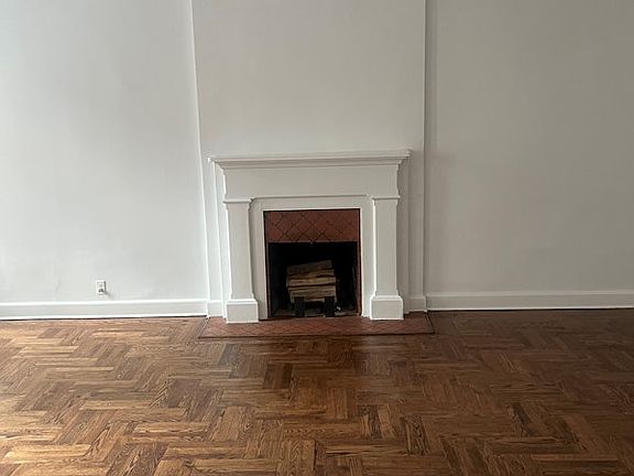2nd image of 54 E 91st St #2