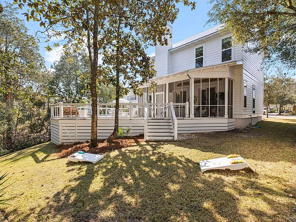 5th image of 43 Suzanne Dr