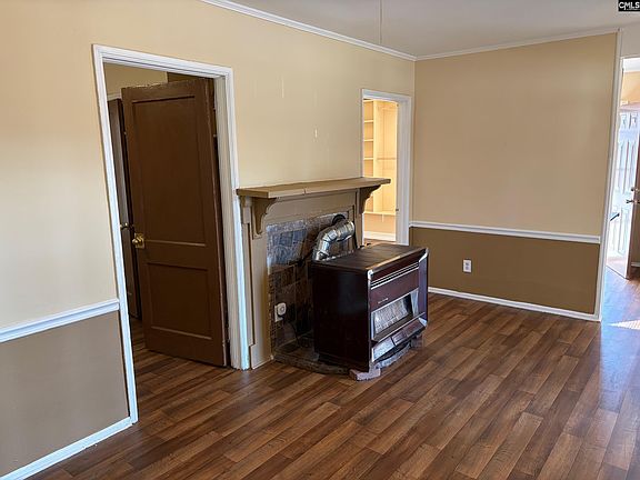 2nd image of 109 Wilkes Rd