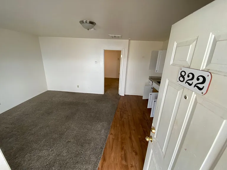 3121 Main Ave — Photo 1