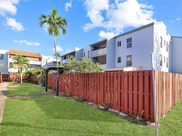 6095 W 18th Ave APT S219, Hialeah, FL 33012