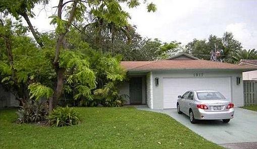 1st image of 1817 SW 24th Ave