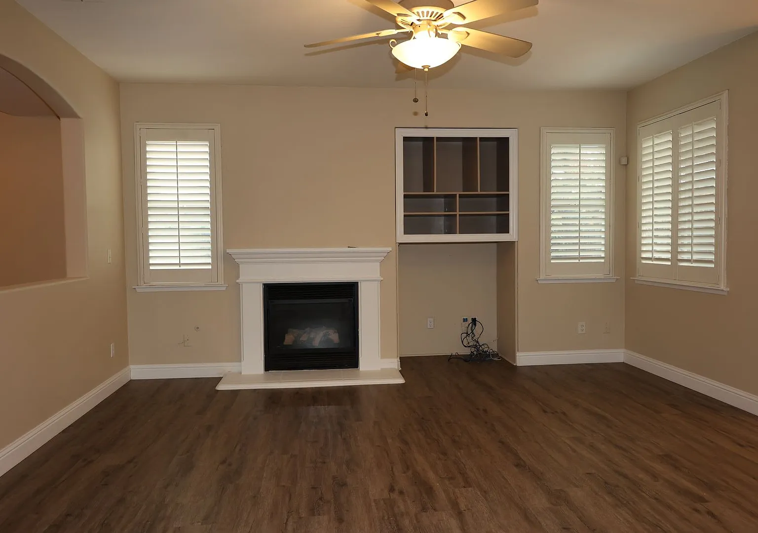 Beautiful Clovis Home with a pool... — Photo 3